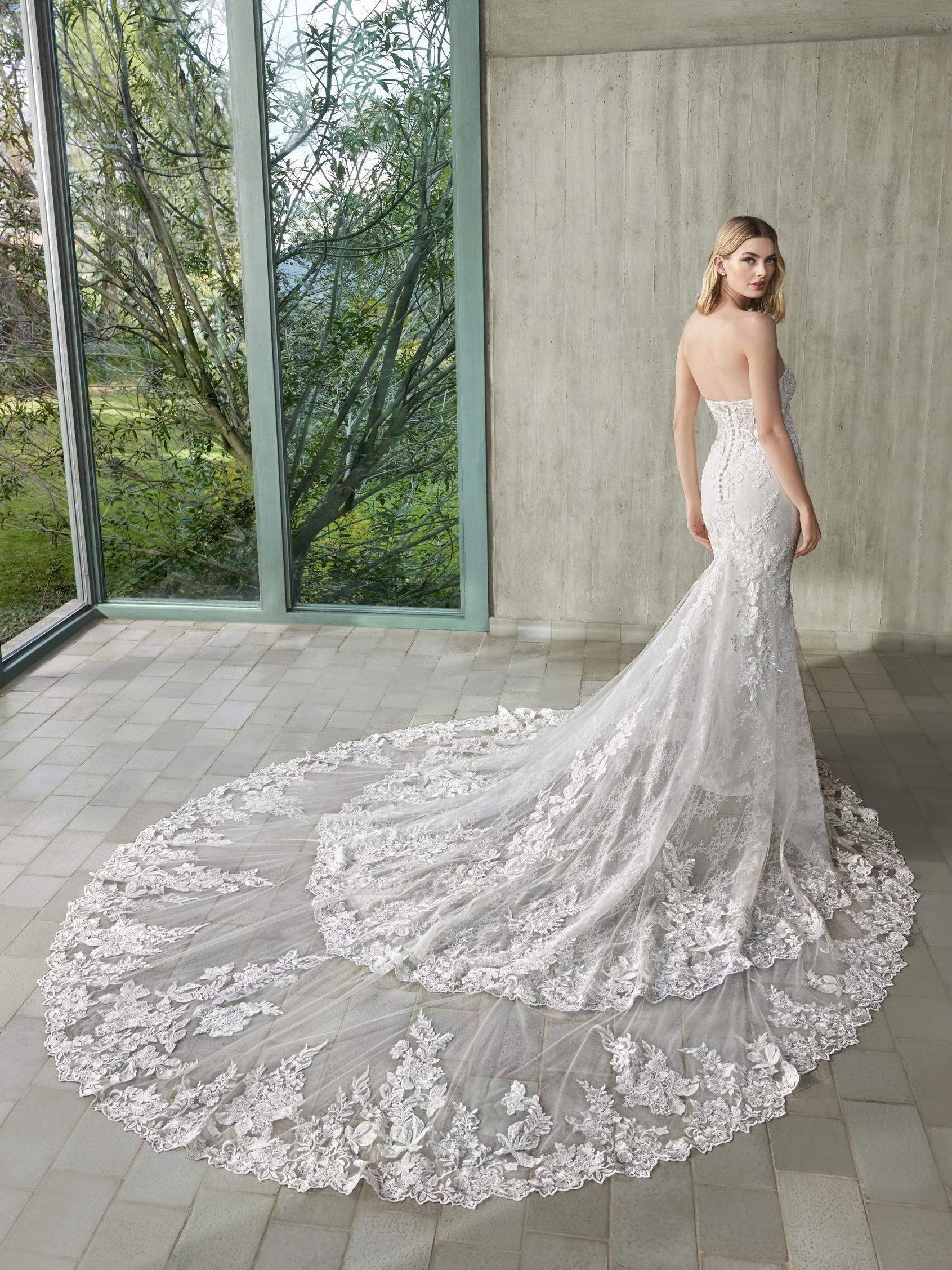 Pronovias — Georgi