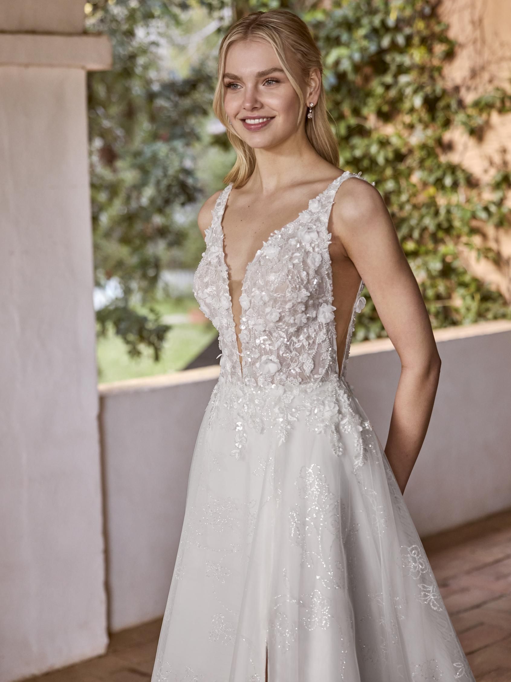 Pronovias — Lehna