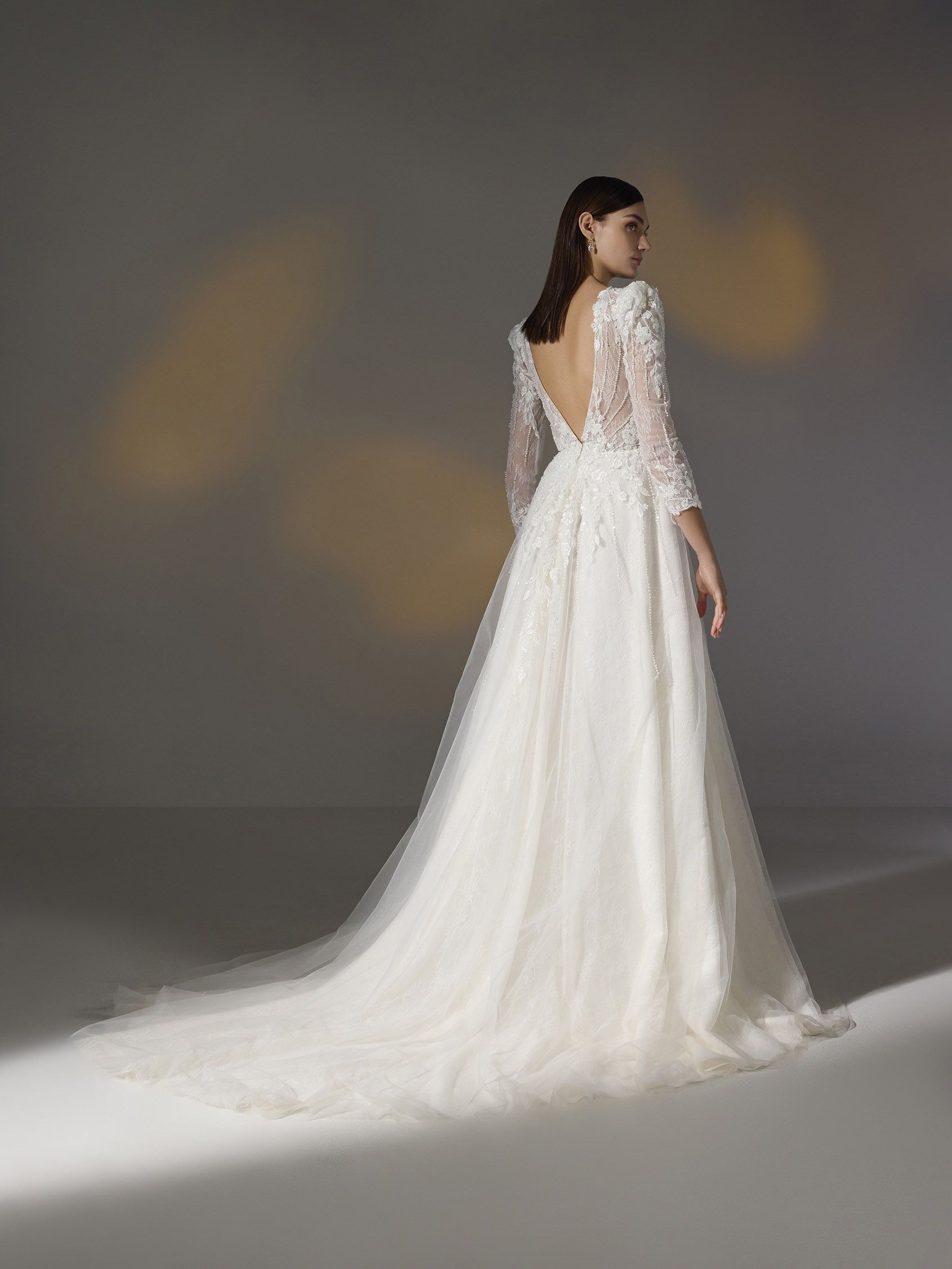 Pronovias — Amiyah