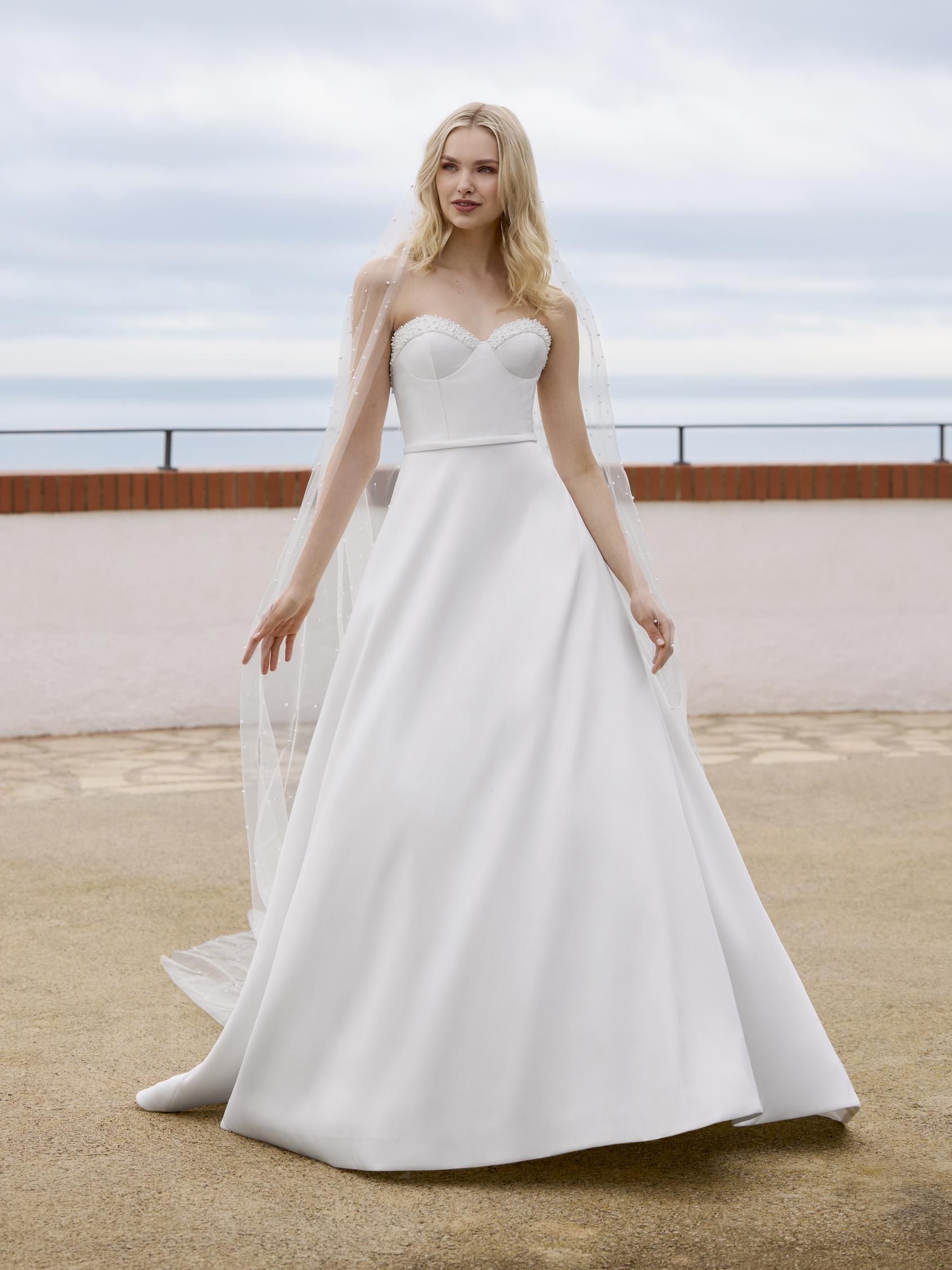 Pronovias — Winfrey