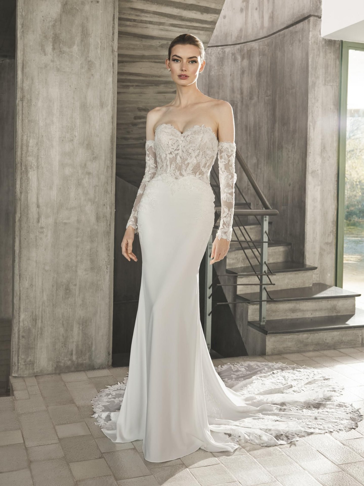 Pronovias — Pyce