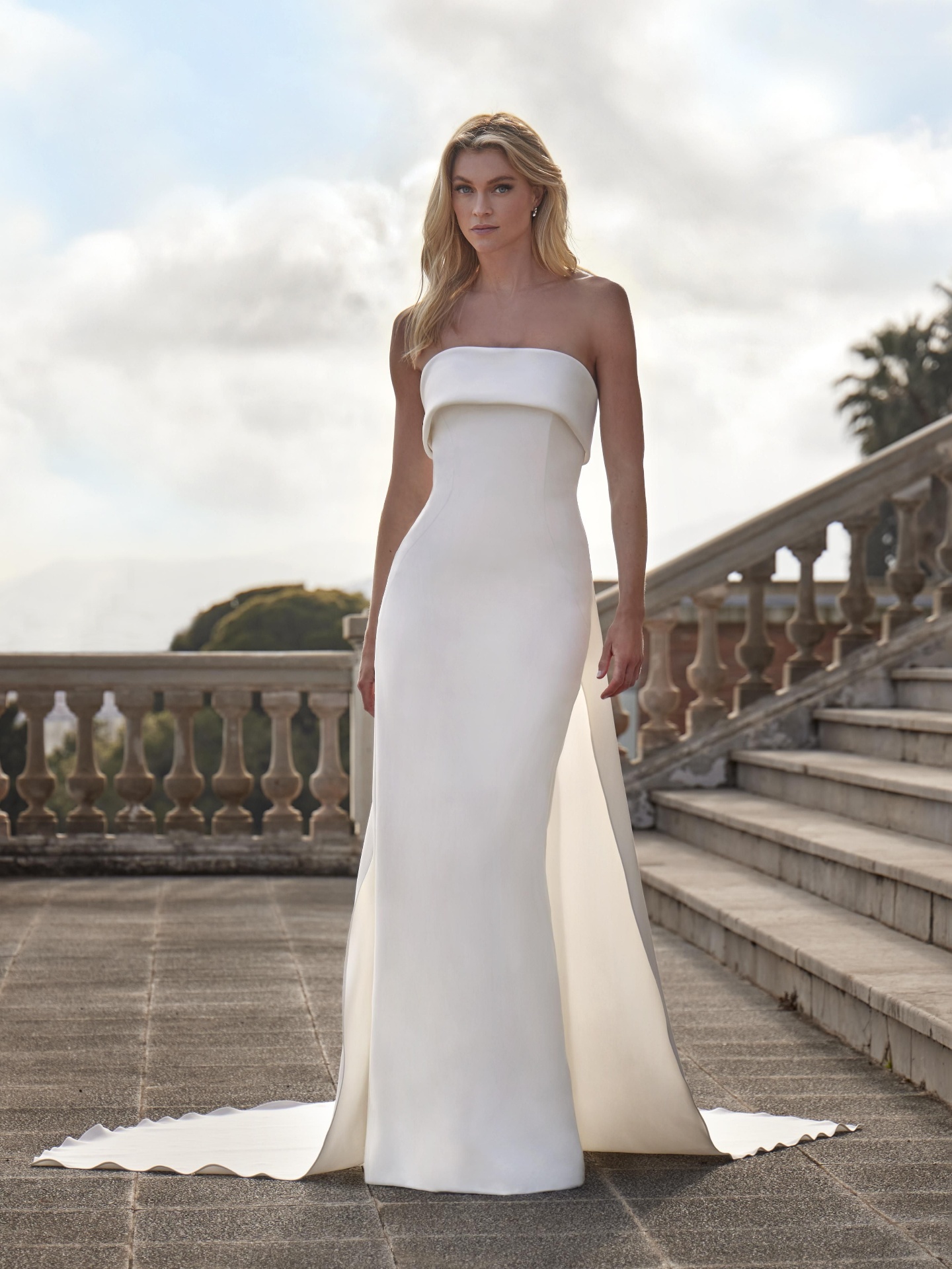Pronovias — Yuval