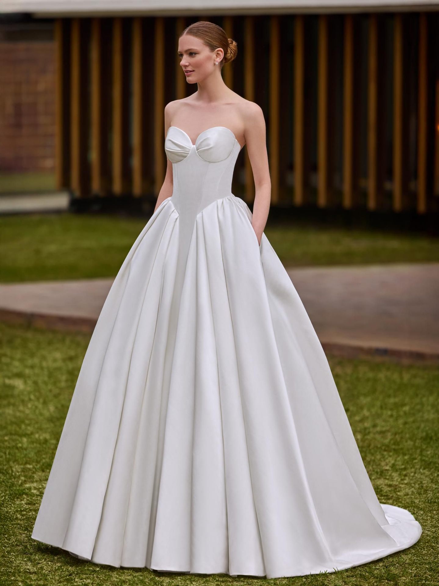 Pronovias — Eimera