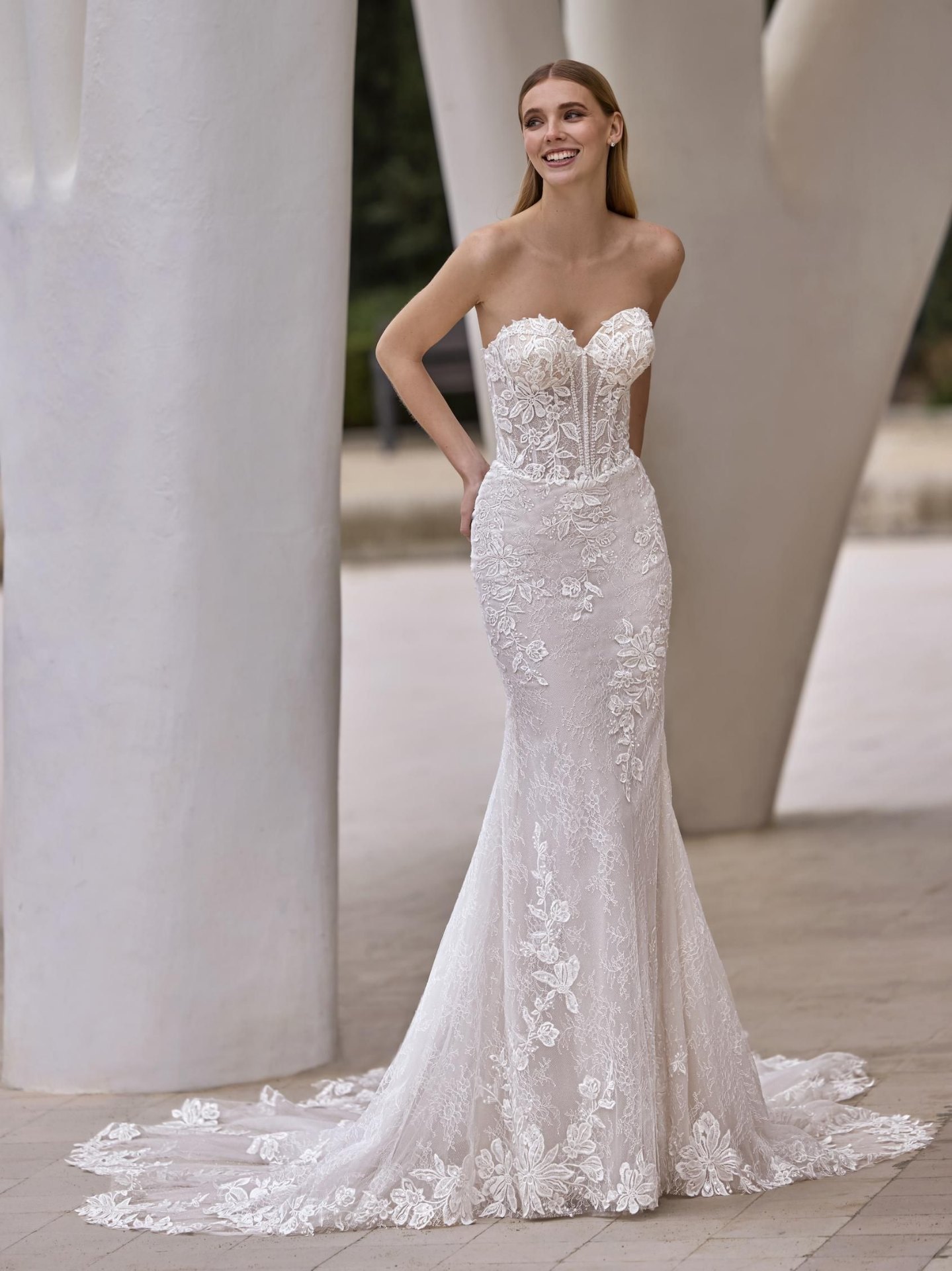 Pronovias — Zillah
