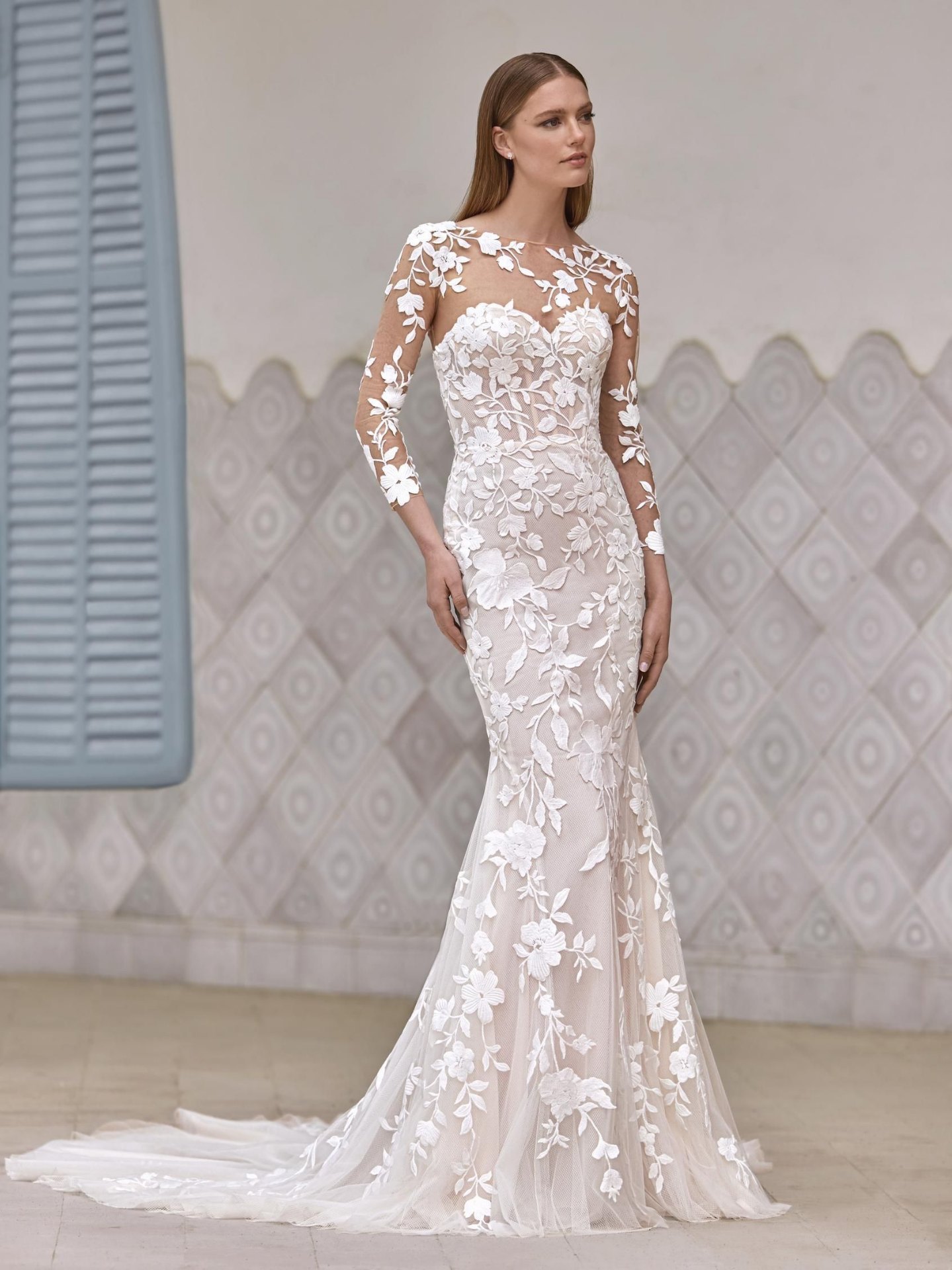 Pronovias — Zully